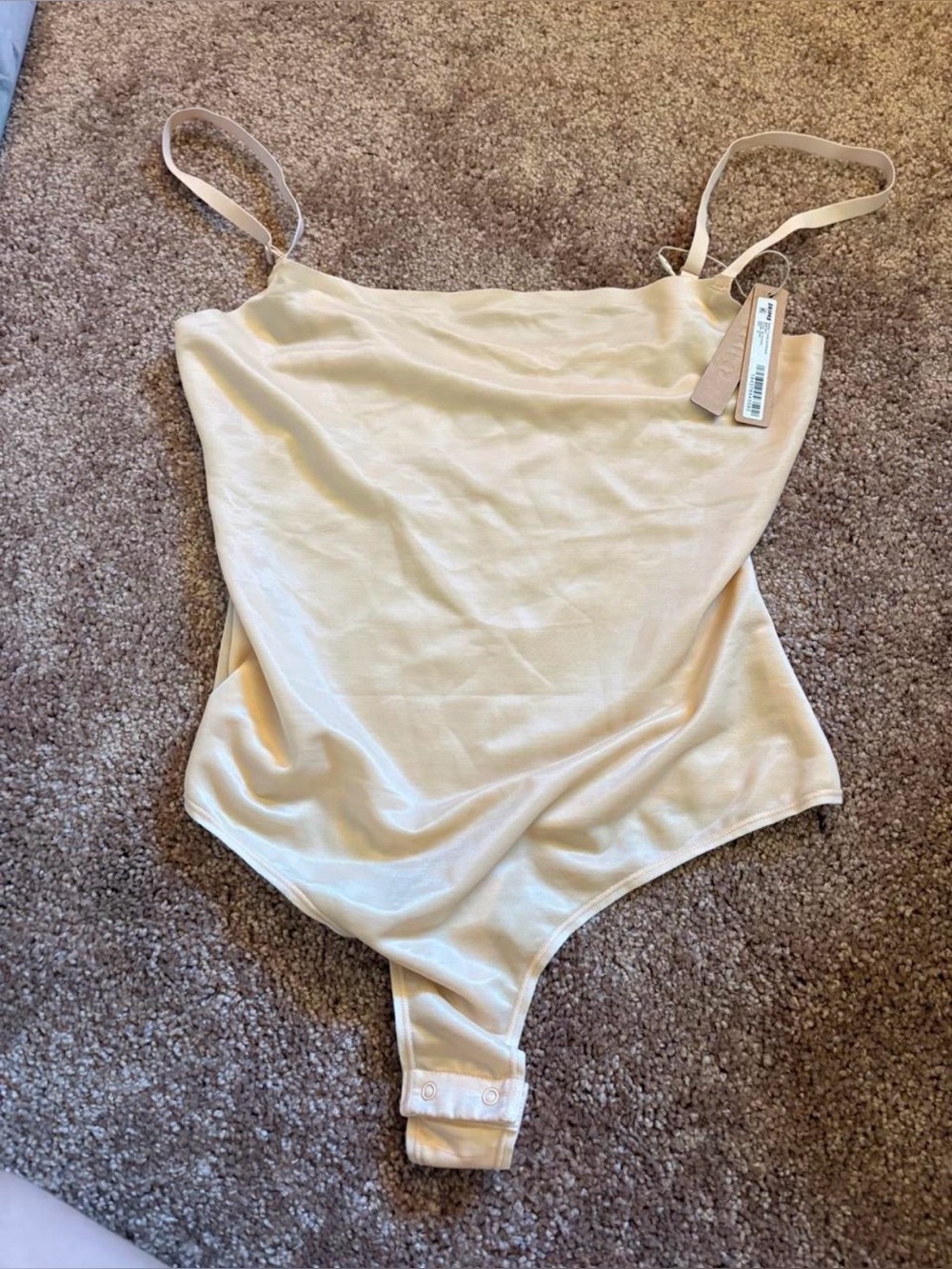*Rare* skims bodysuit shapewear!